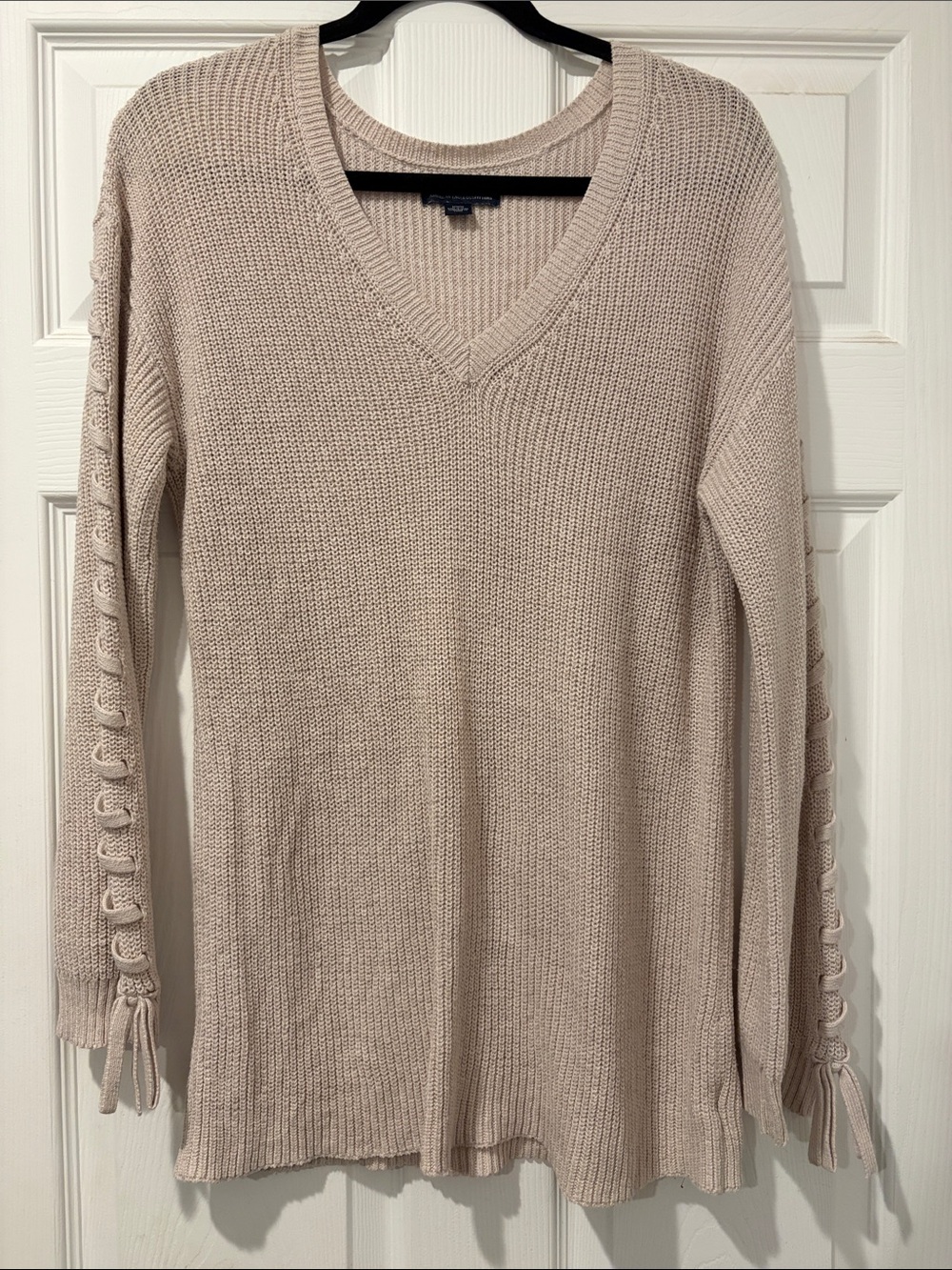 American Eagle Outfitters Light Beige V-Neck Sweater with Sleeve Lace-Up
